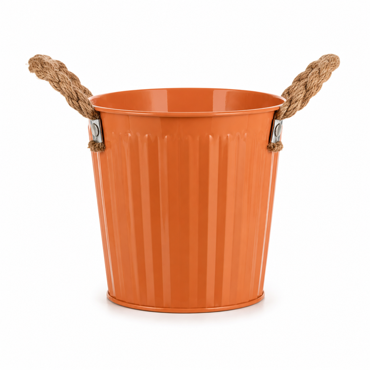 Kleine oranje bloempot met handgrepen van touw
