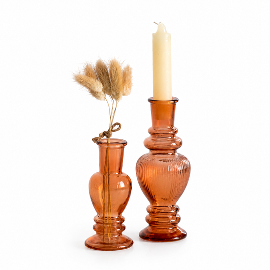 Cadeauset met vaasjes en accessoires in neutrale tinten